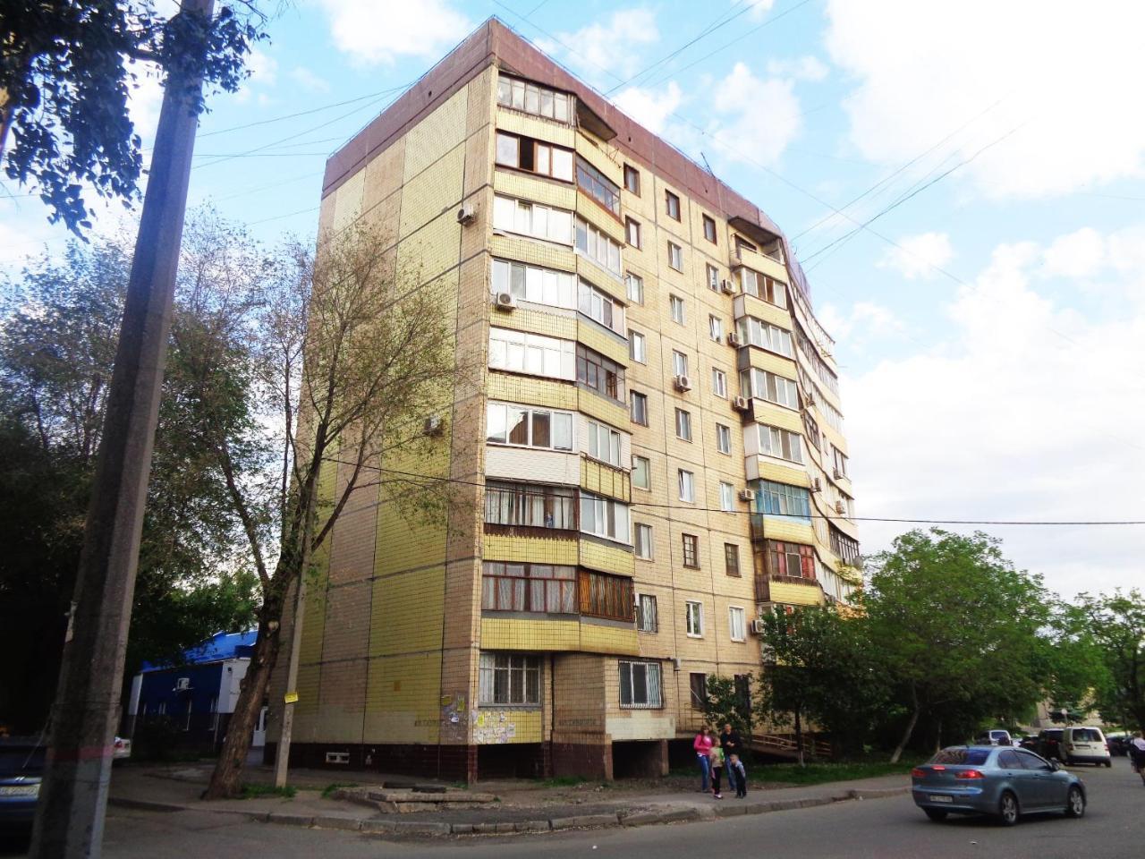 Староярмаркова С Видом На Парк И Реку Krywyj Rih Exterior foto